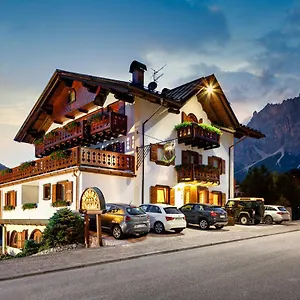 Natale 3*, Cortina dʼAmpezzo Italie
