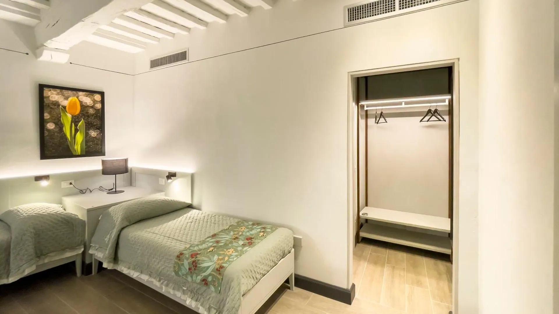 Duccio Nacci Rooms San Gimignano Guest house